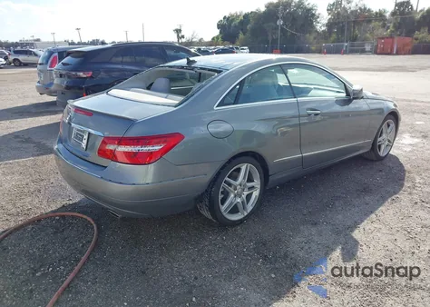 2013 Mercedes-Benz E 350 из США, поврежденный, VIN WDDKJ5KB5DF199203